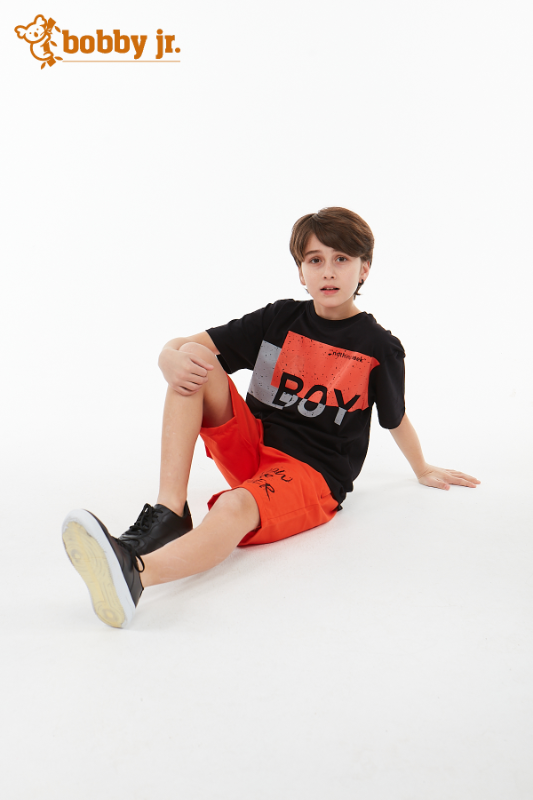 Boy Baskılı Siyah T-Shirt